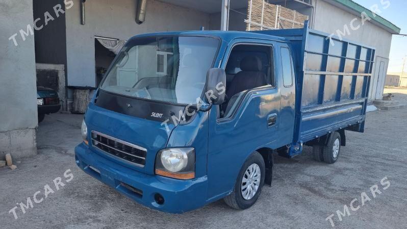 Kia Bongo 2003 - 90 000 TMT - Daşoguz - img 9