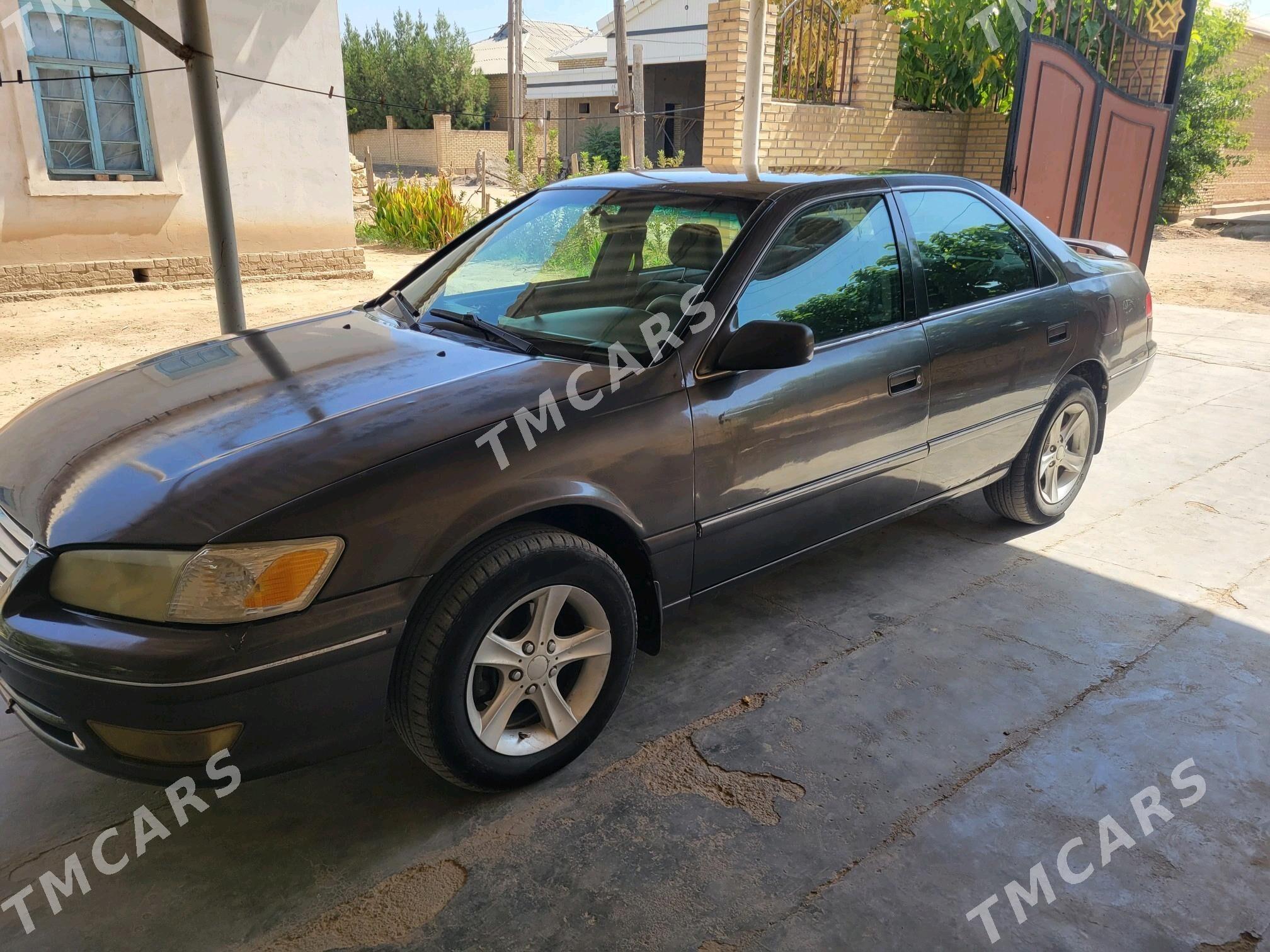Toyota Camry 2001 - 122 000 TMT - Mary - img 3