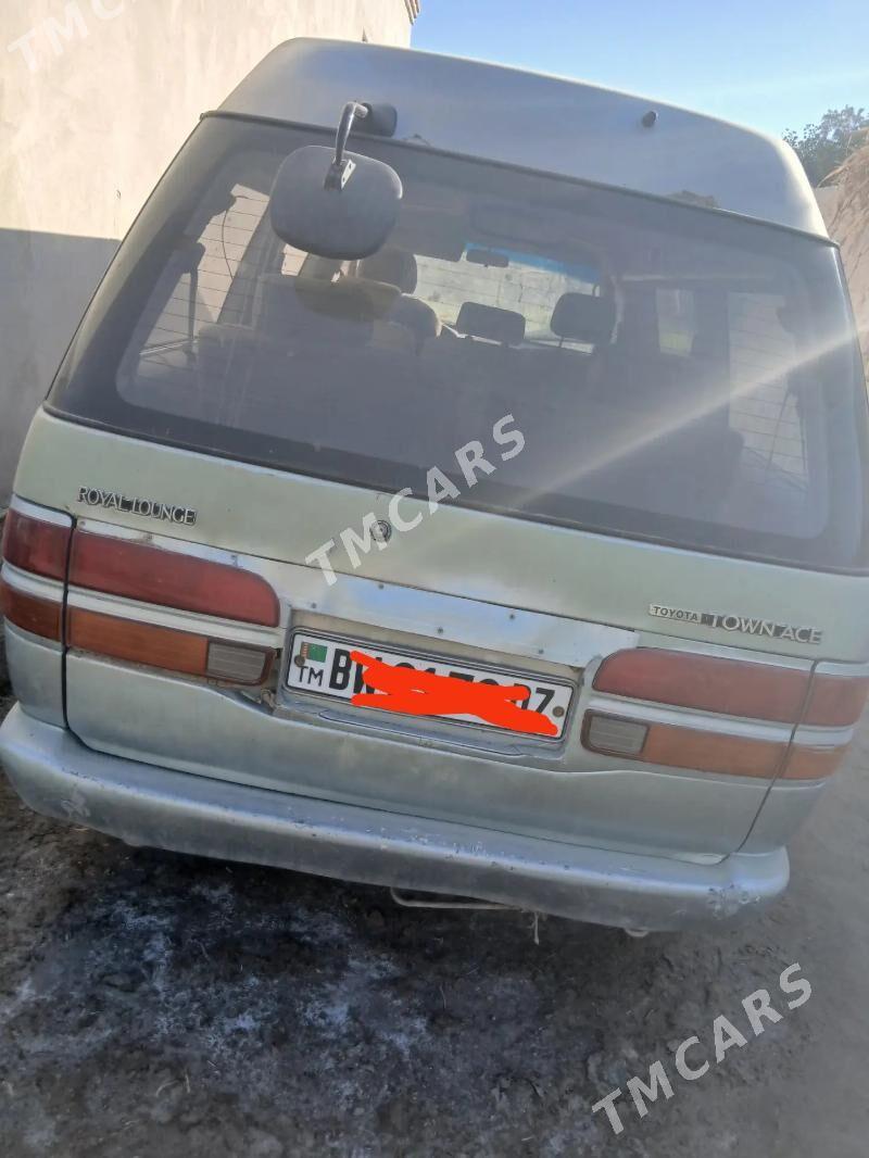 Toyota Town Ace 1993 - 15 000 TMT - Gurbansoltan Eje - img 2