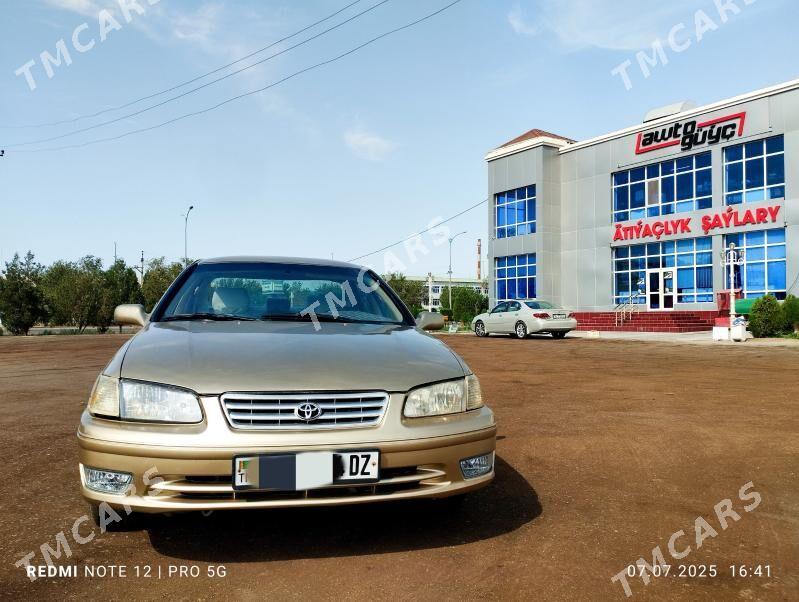 Toyota Camry 2000 - 117 000 TMT - Daşoguz - img 3