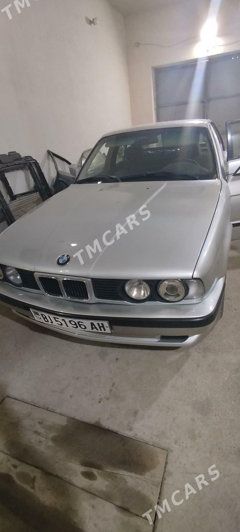 BMW E34 1991 - 52 000 TMT - Balkanabat - img 4