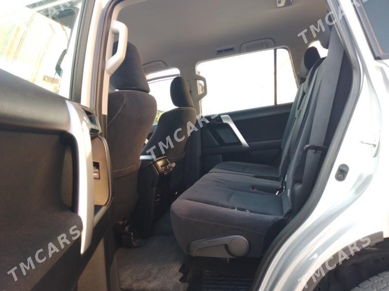 Toyota Land Cruiser Prado 2017 - 780 000 TMT - Дянев - img 3