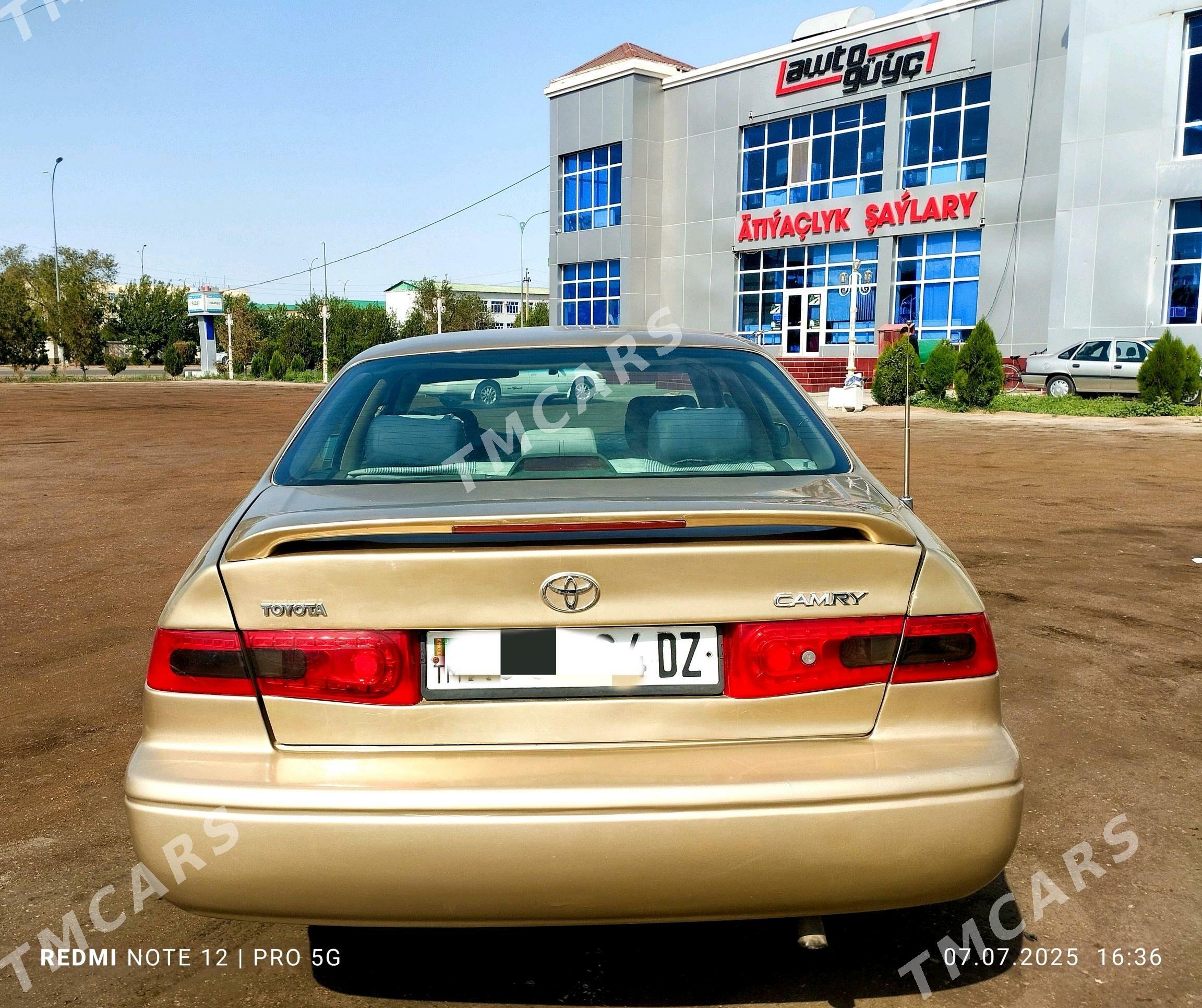 Toyota Camry 2000 - 117 000 TMT - Daşoguz - img 6