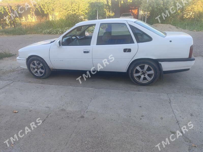 Opel Vectra 1990 - 25 000 TMT - Чарджоу - img 2