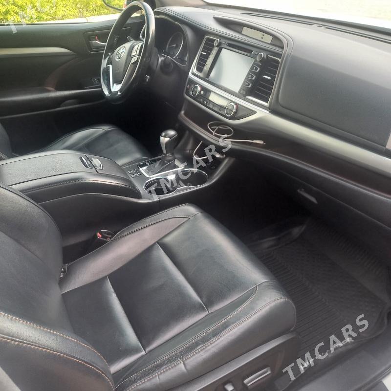Toyota Highlander 2018 - 415 000 TMT - Balkanabat - img 4