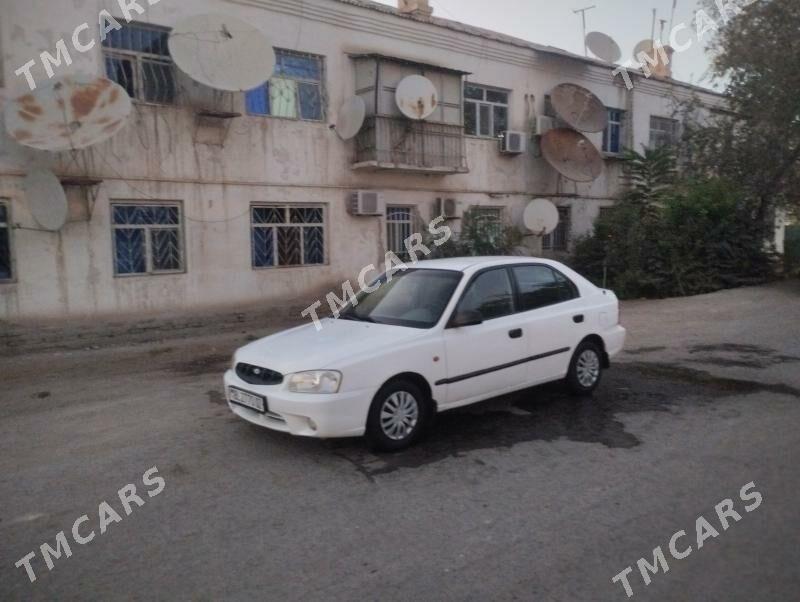 Hyundai Accent 2002 - 35 000 TMT - Дашогуз - img 3