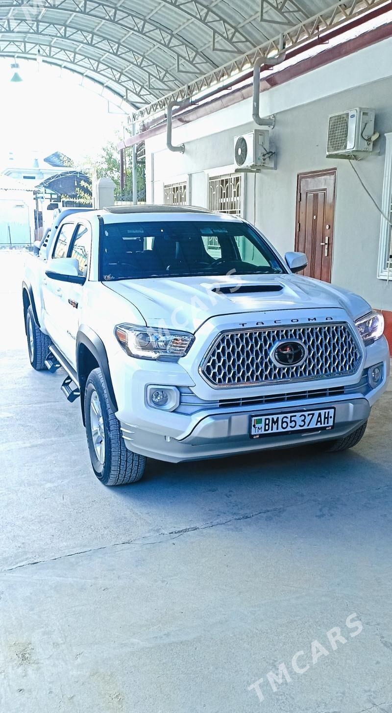 Toyota Tacoma 2018 - 465 000 TMT - Änew - img 5