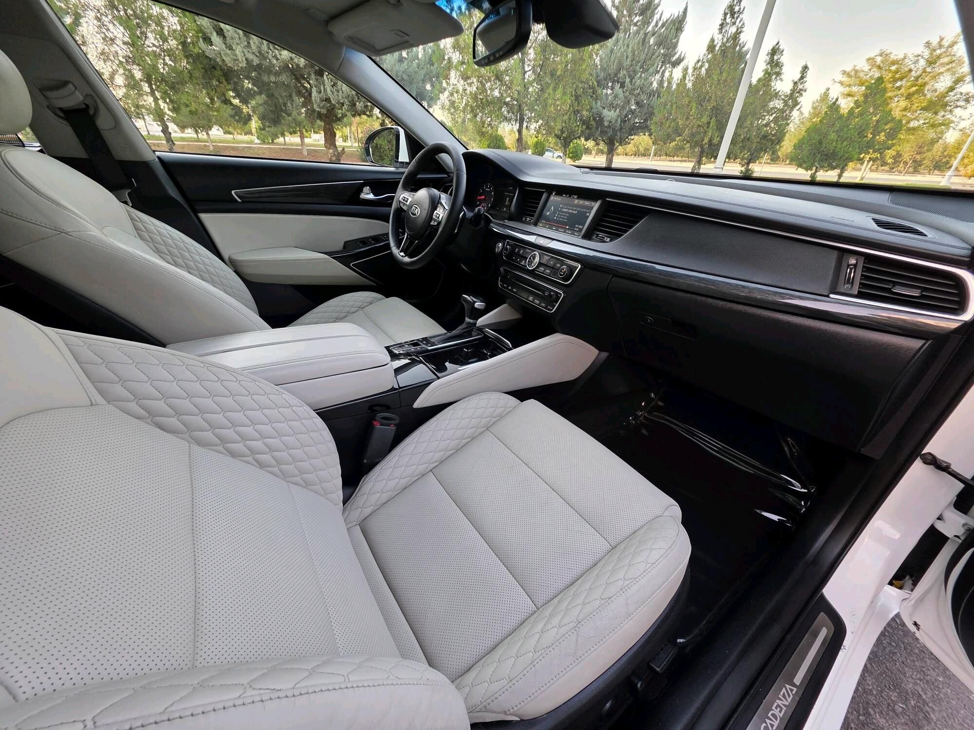 Kia Cadenza 2017 - 285 000 TMT - Ашхабад - img 6