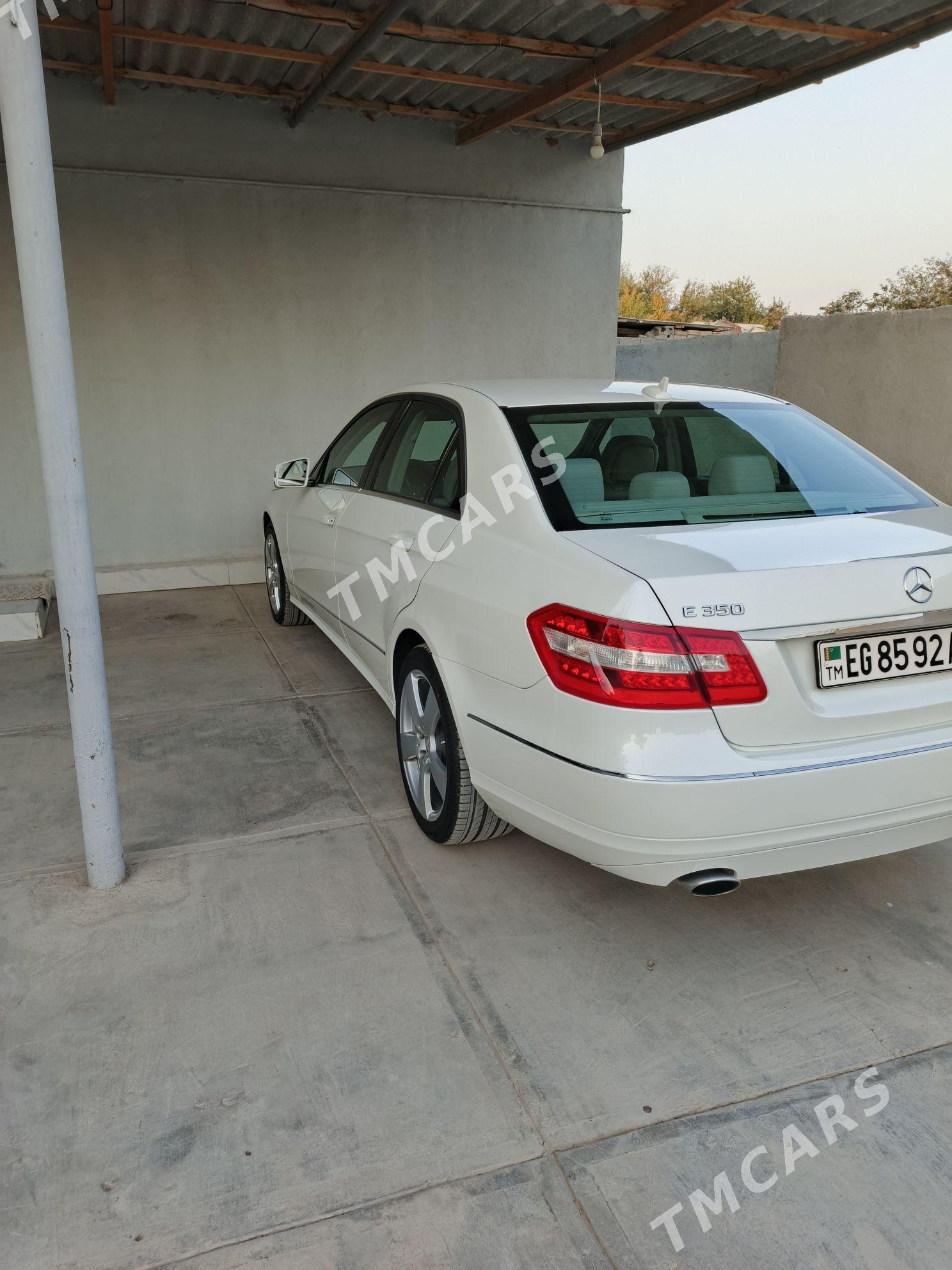 Mercedes-Benz E350 2011 - 280 000 TMT - Aşgabat - img 5