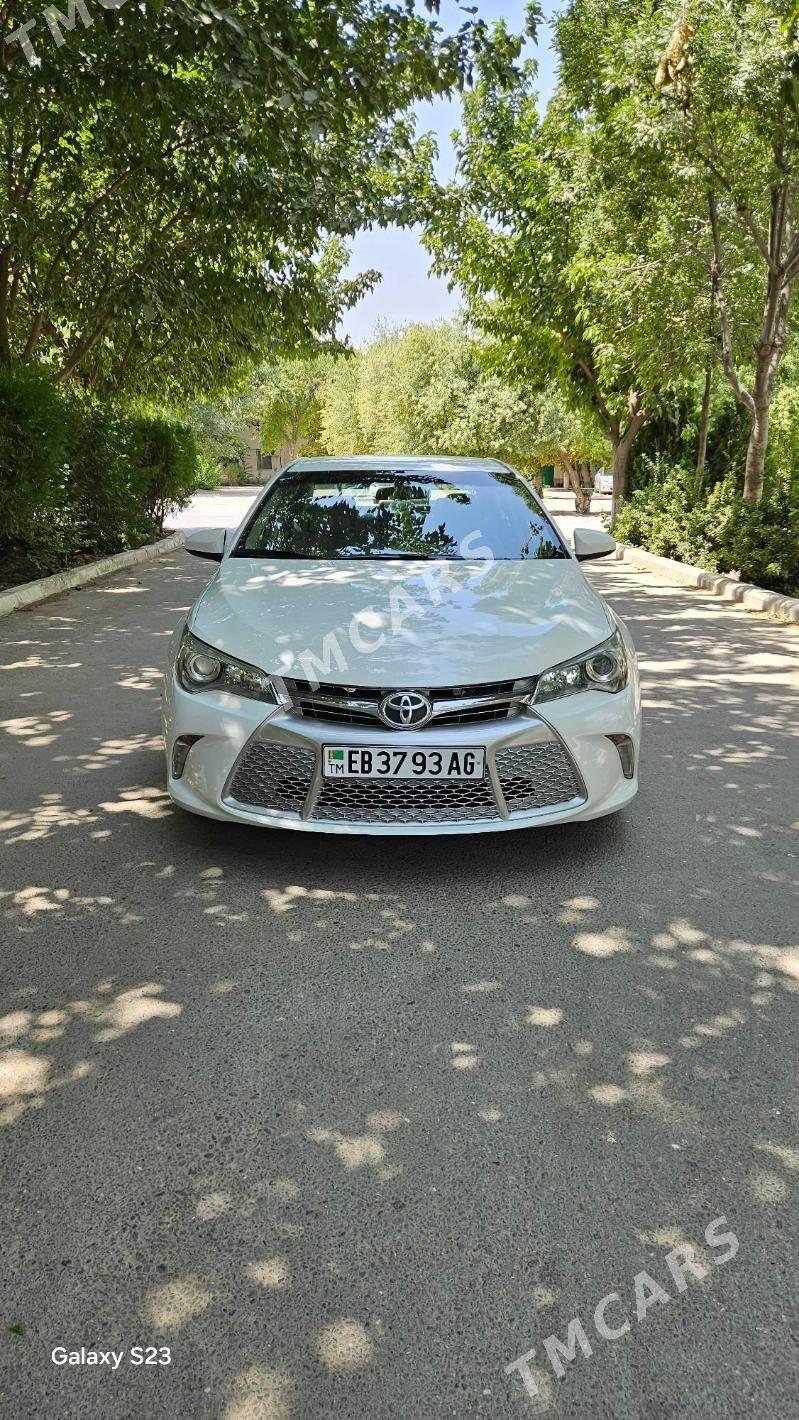 Toyota Camry 2014 - 257 000 TMT - 11 мкр - img 2
