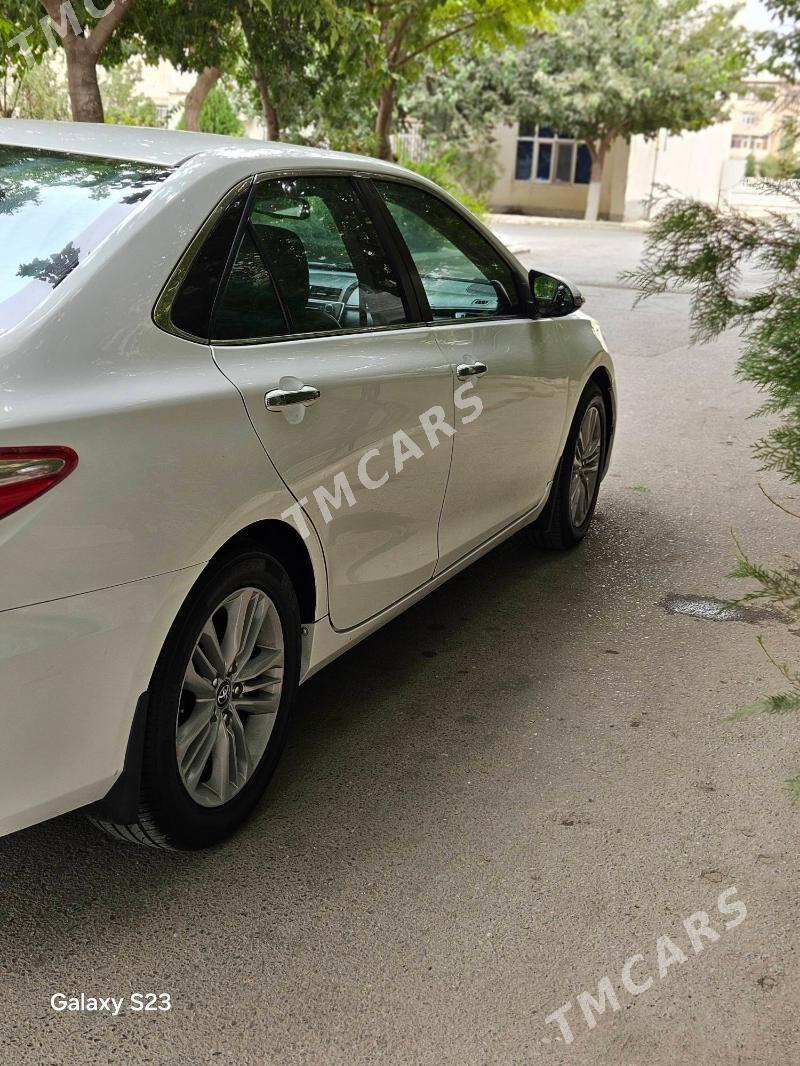 Toyota Camry 2015 - 247 000 TMT - 11 мкр - img 4