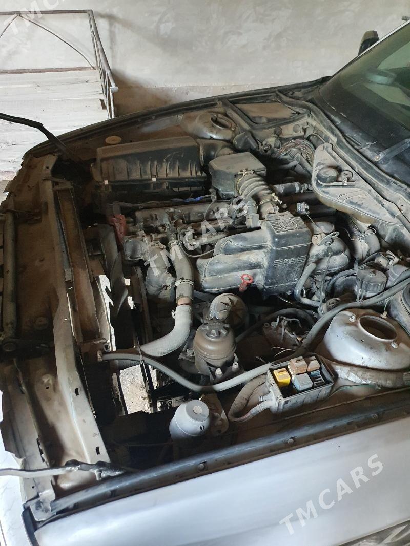 BMW 535 1992 - 30 000 TMT - Акдепе - img 4