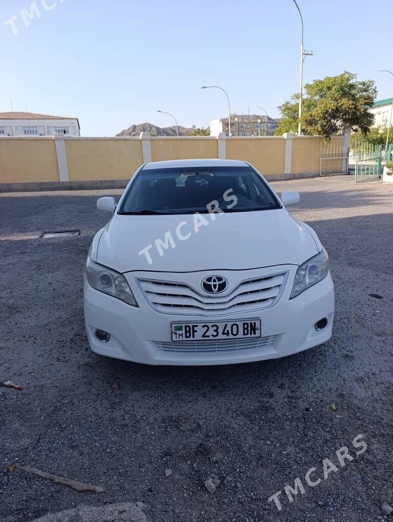 Toyota Camry 2010 - 198 000 TMT - Туркменбаши - img 2