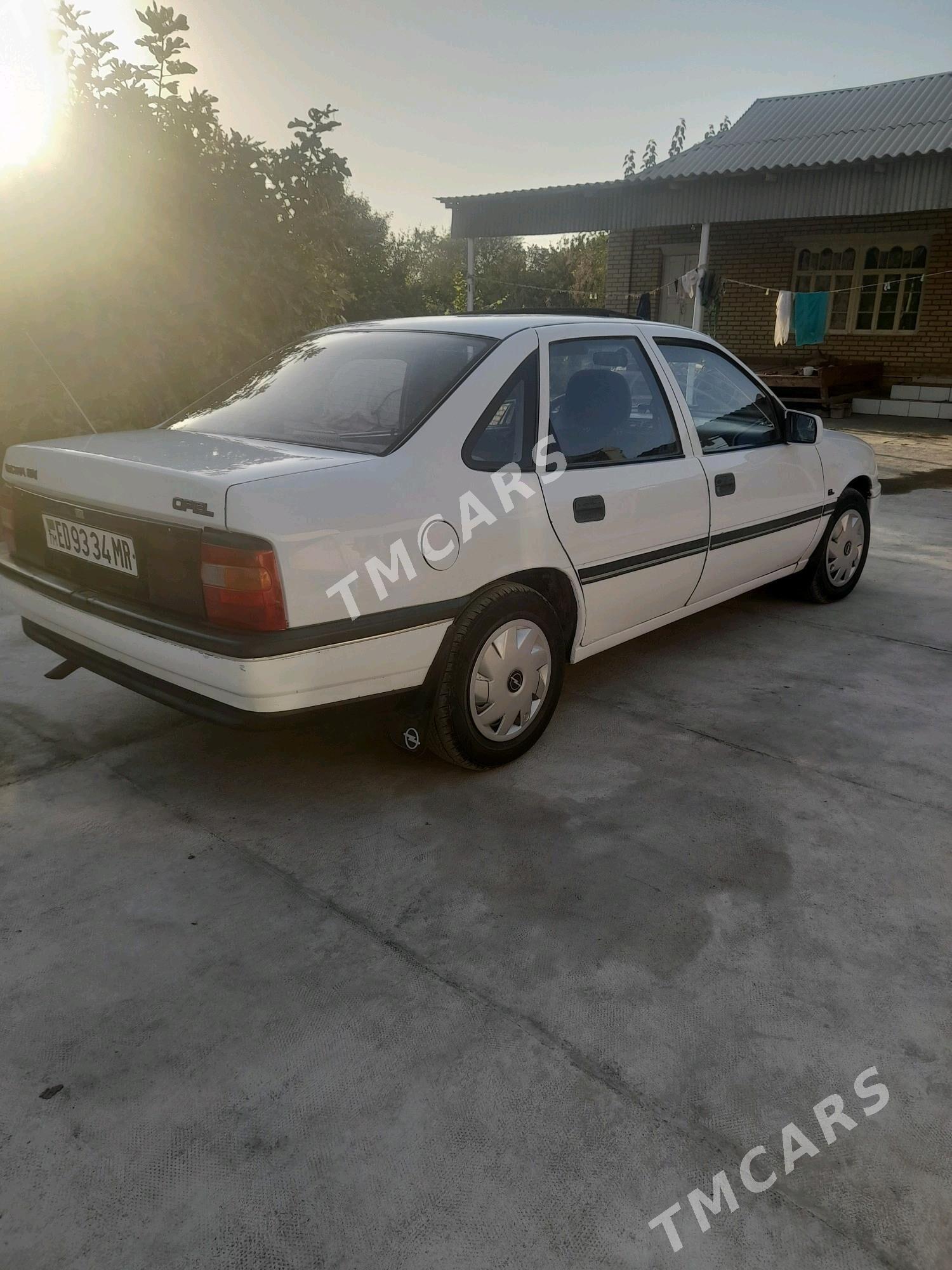 Opel Vectra 1991 - 34 000 TMT - Мары - img 2