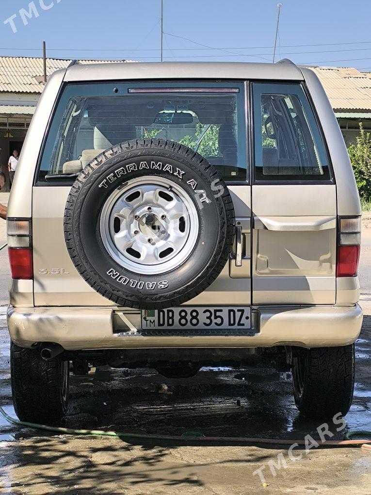 Isuzu Trooper 2002 - 100 000 TMT - Daşoguz - img 4