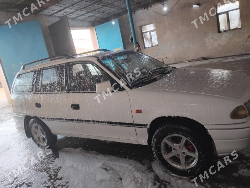 Opel Astra 1993 - 65 000 TMT - Сакар - img 9