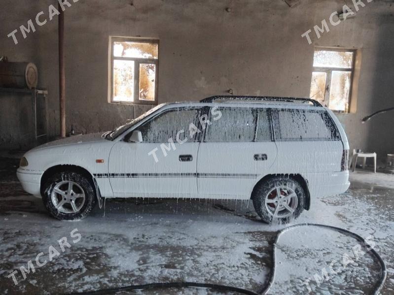 Opel Astra 1993 - 65 000 TMT - Сакар - img 6