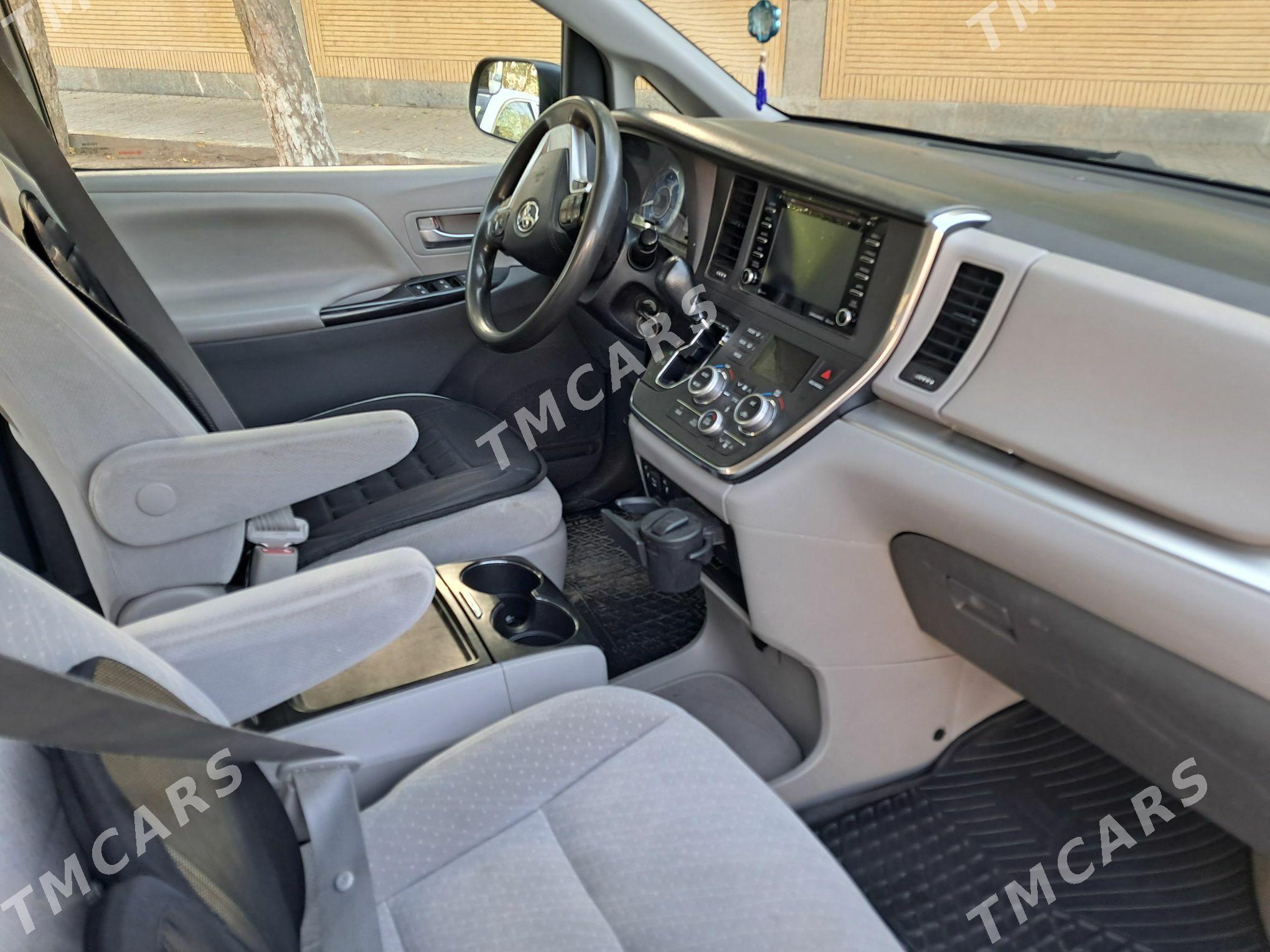Toyota Sienna 2018 - 350 000 TMT - Mary - img 3