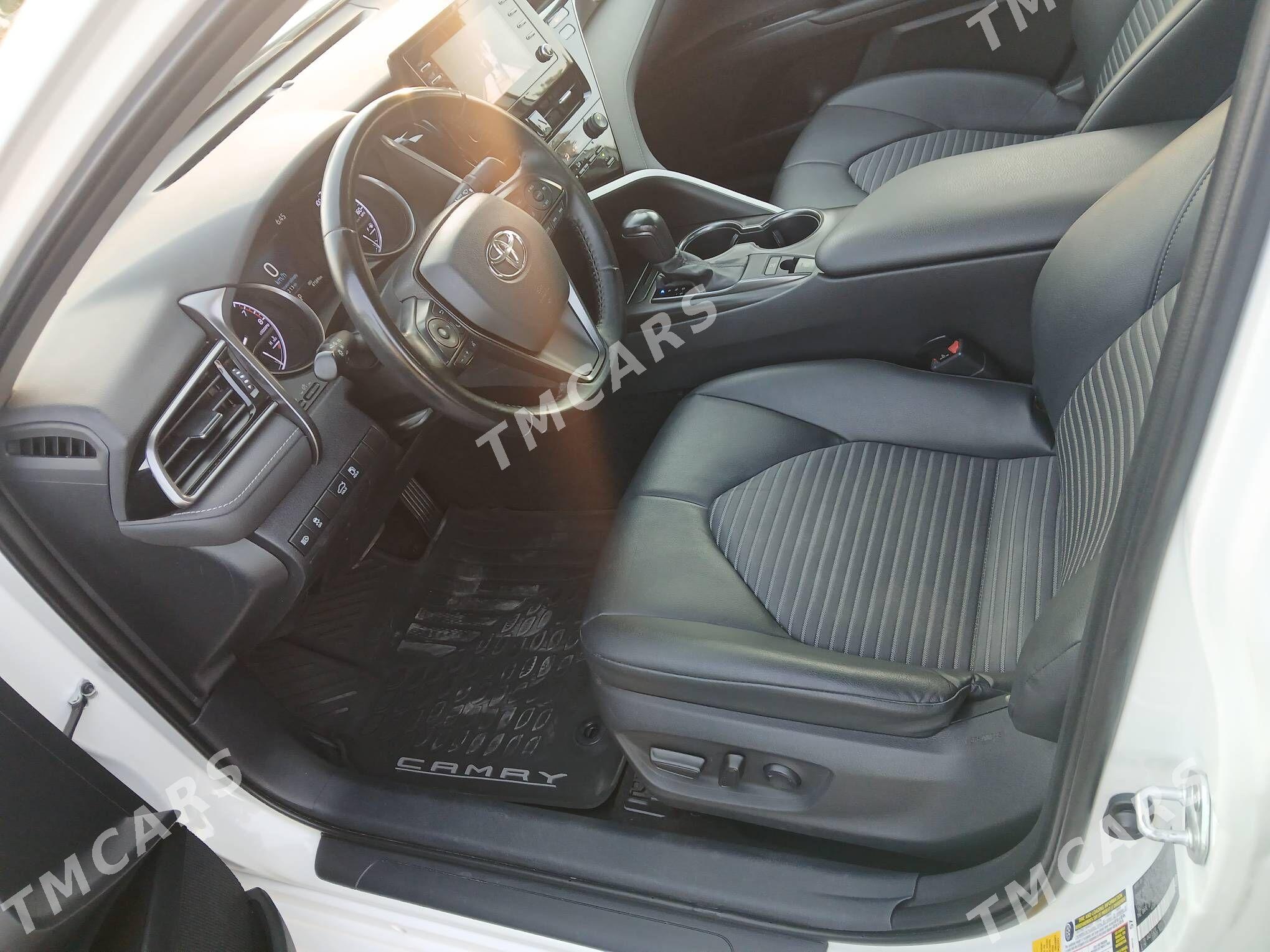 Toyota Camry 2021 - 310 000 TMT - Aşgabat - img 6