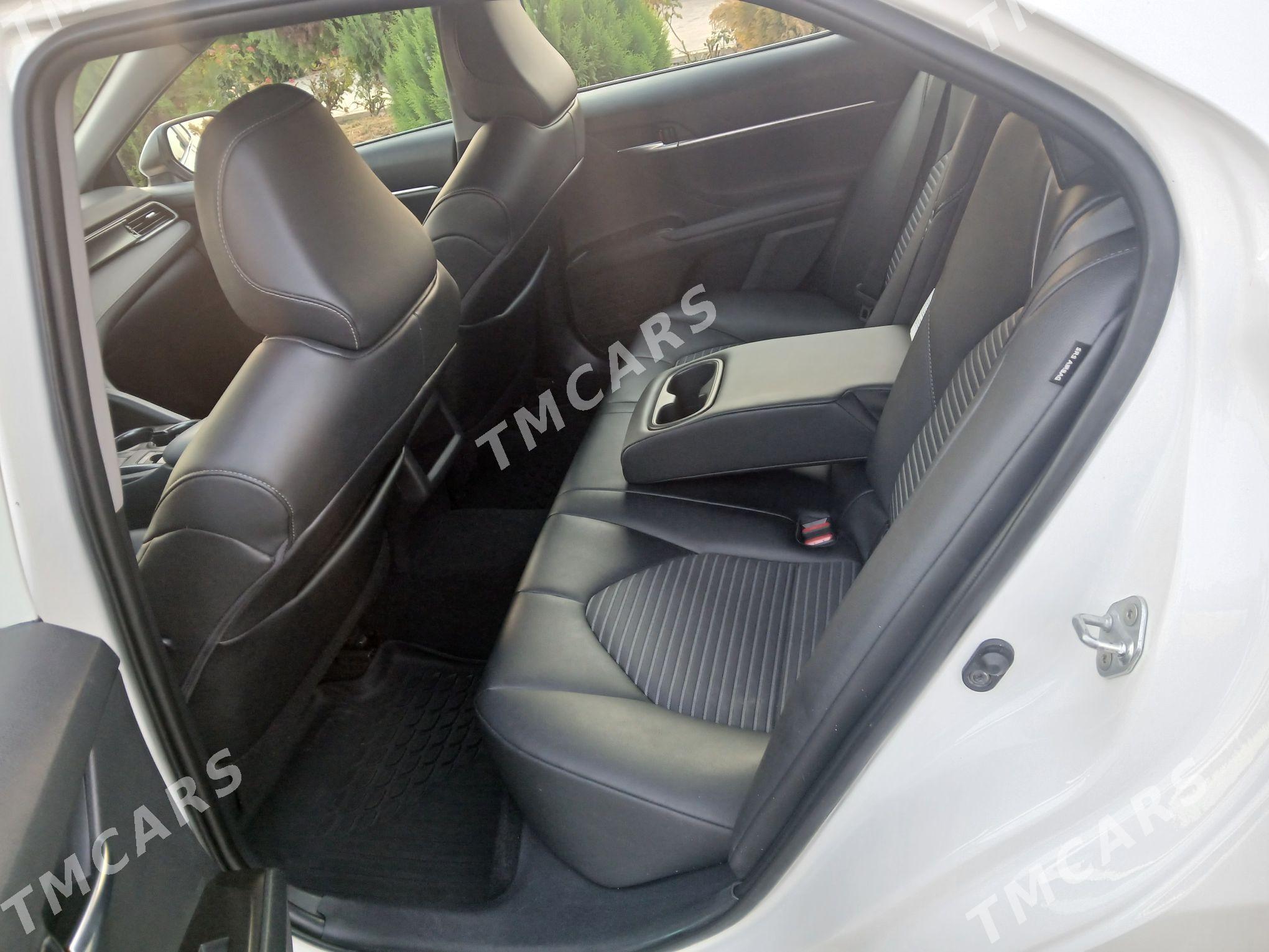 Toyota Camry 2021 - 310 000 TMT - Aşgabat - img 5