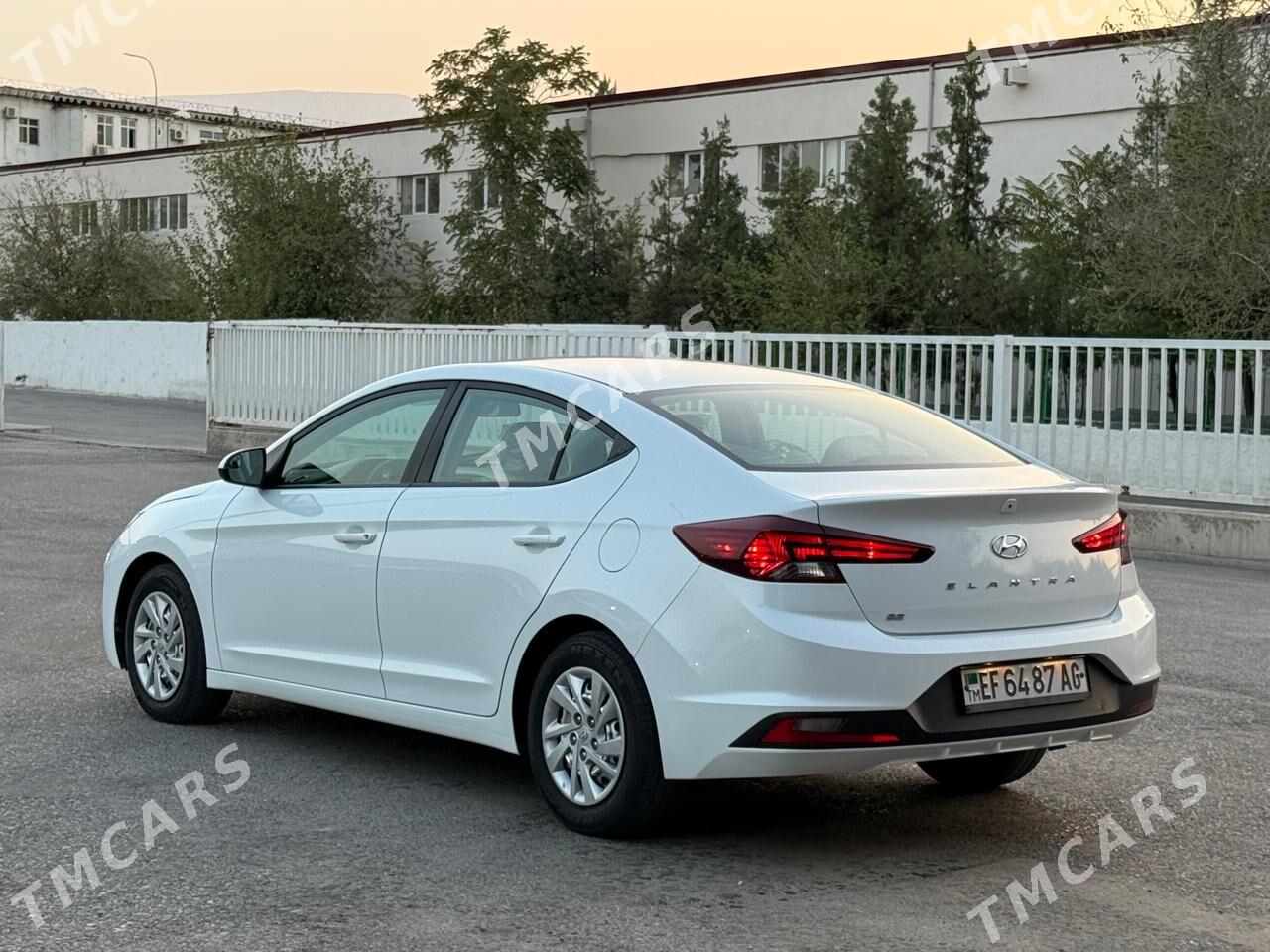 Hyundai Elantra 2020 - 254 000 TMT - Ашхабад - img 2