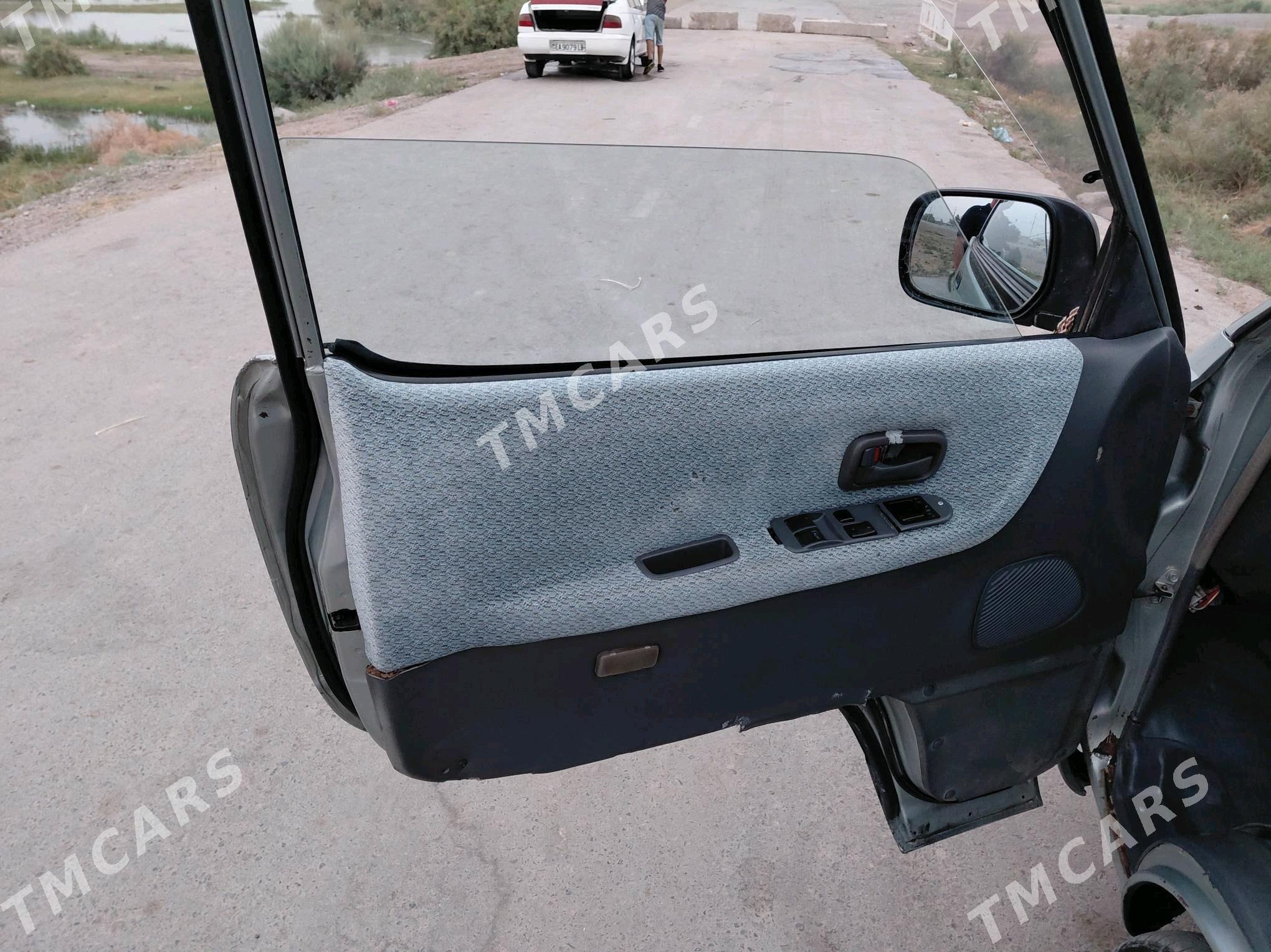 Toyota Town Ace 1994 - 47 000 TMT - Kerki - img 5