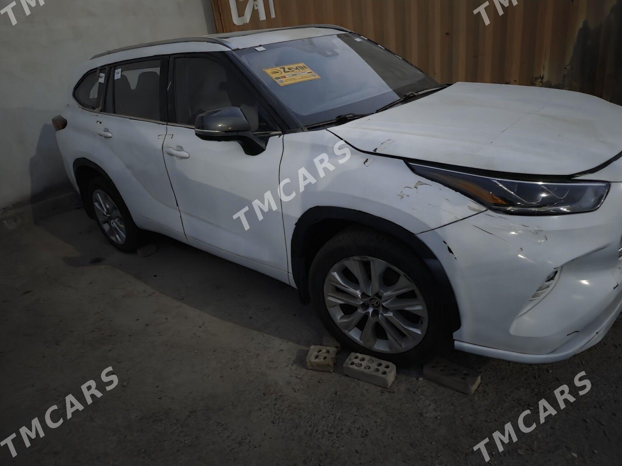 Toyota Highlander 2021 - 490 000 TMT - Мары - img 2