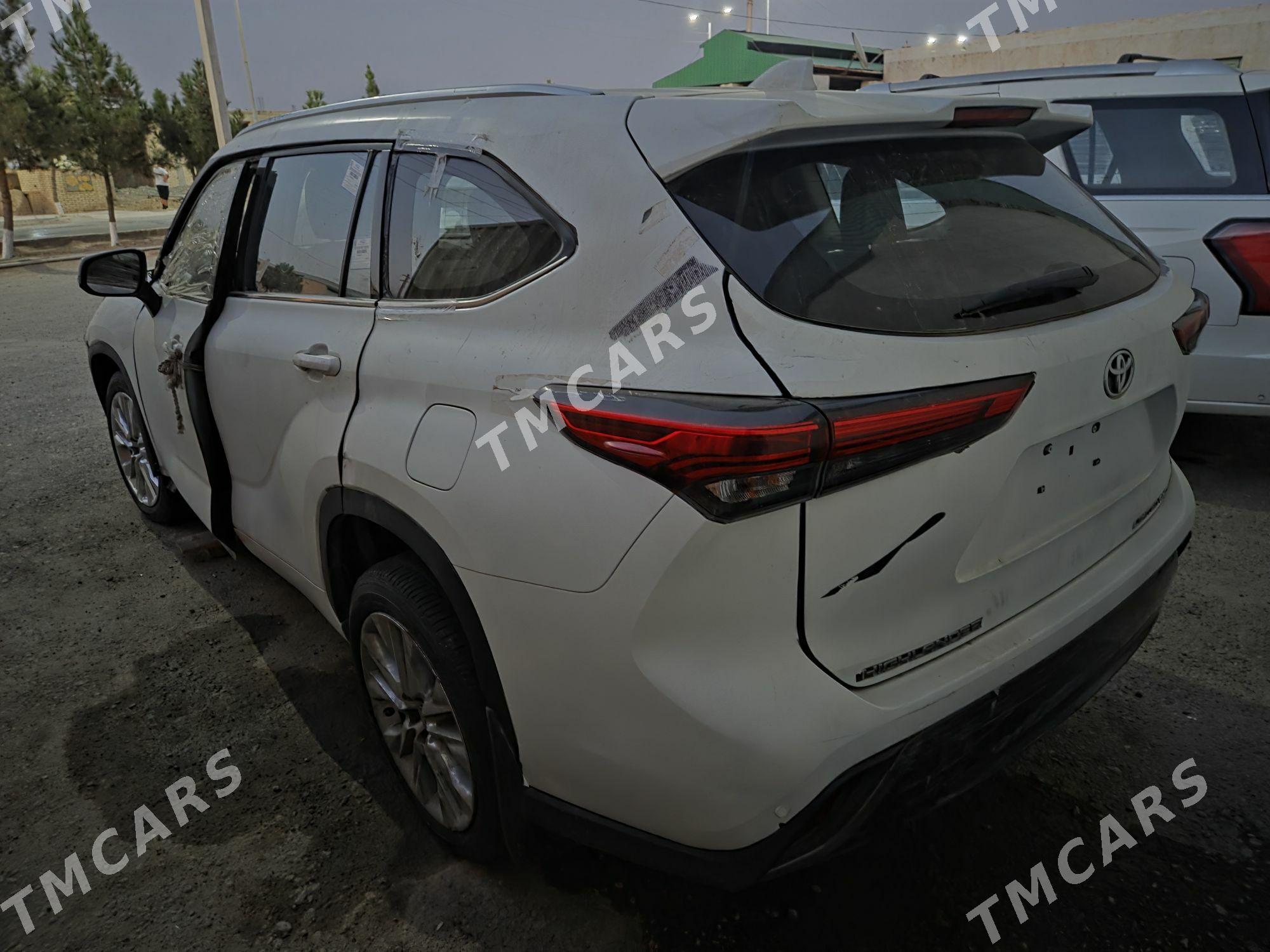 Toyota Highlander 2021 - 490 000 TMT - Мары - img 6
