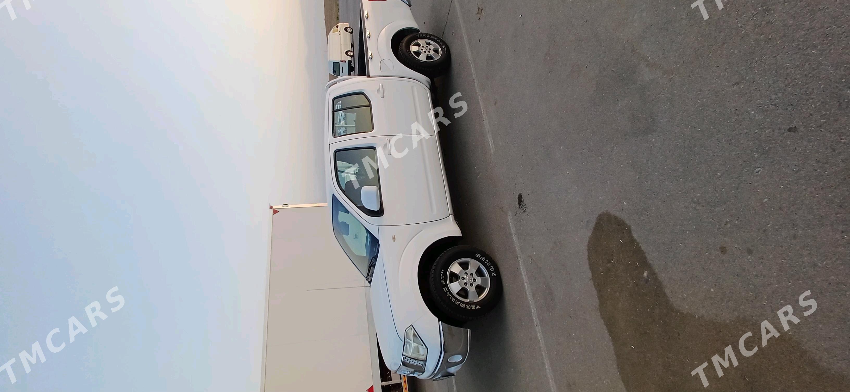 Nissan Navara 2010 - 150 000 TMT - 30 мкр - img 4