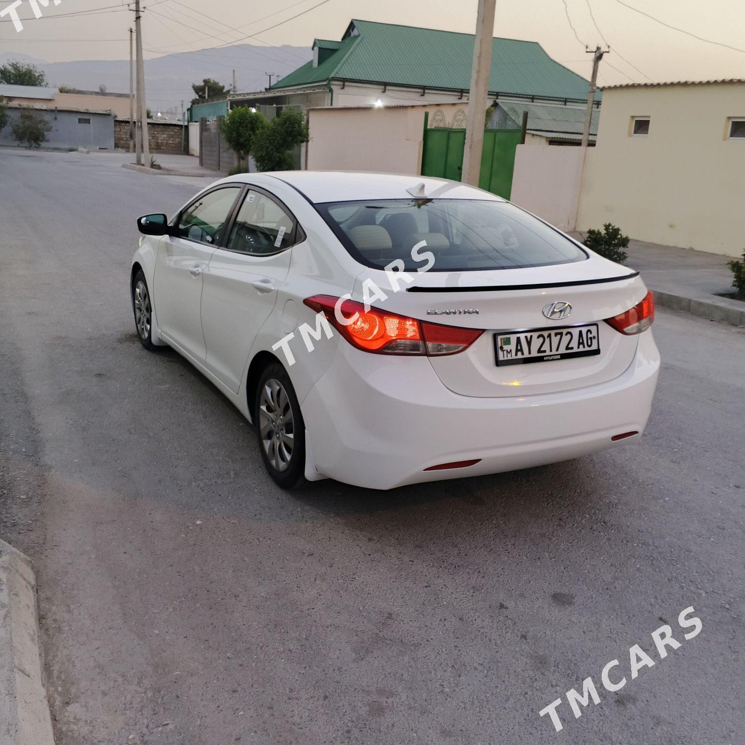 Hyundai Elantra 2011 - 153 000 TMT - Ашхабад - img 4