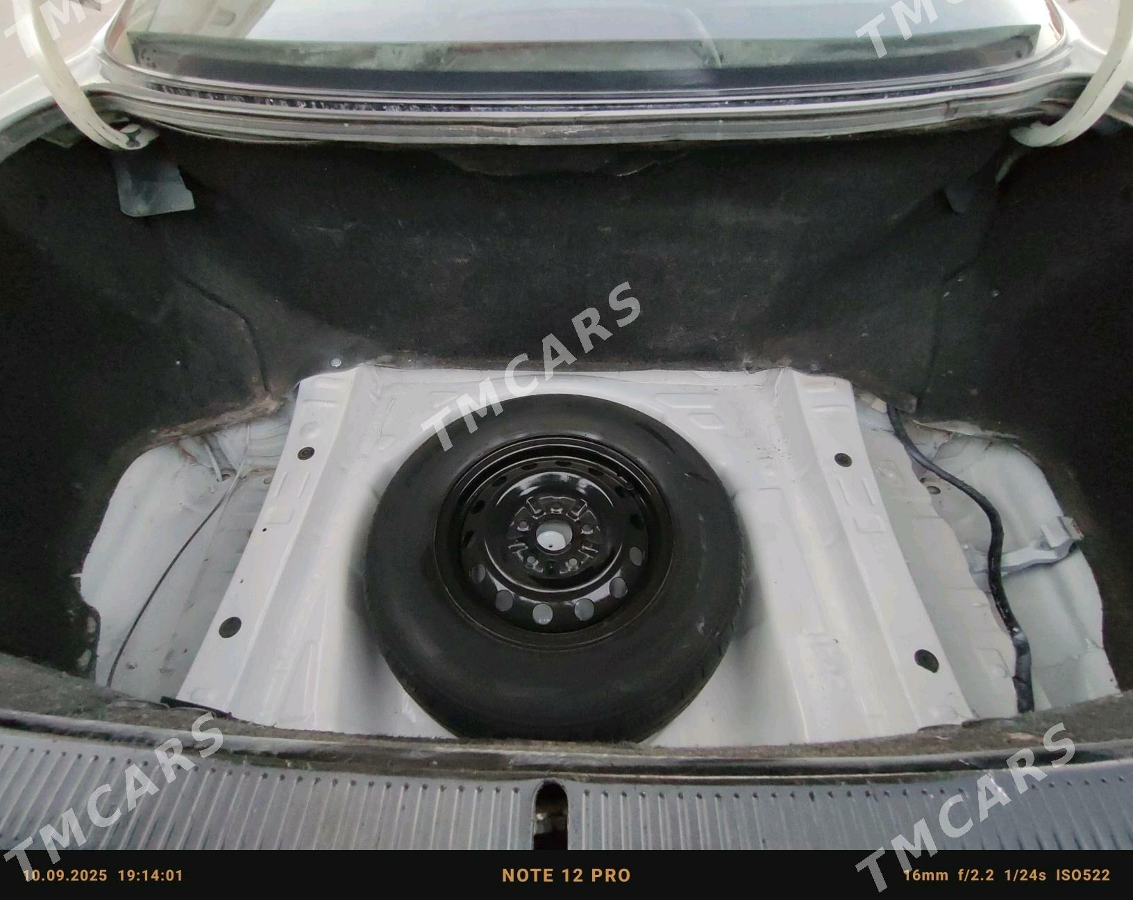 Toyota Mark II 1993 - 60 000 TMT - Мары - img 7