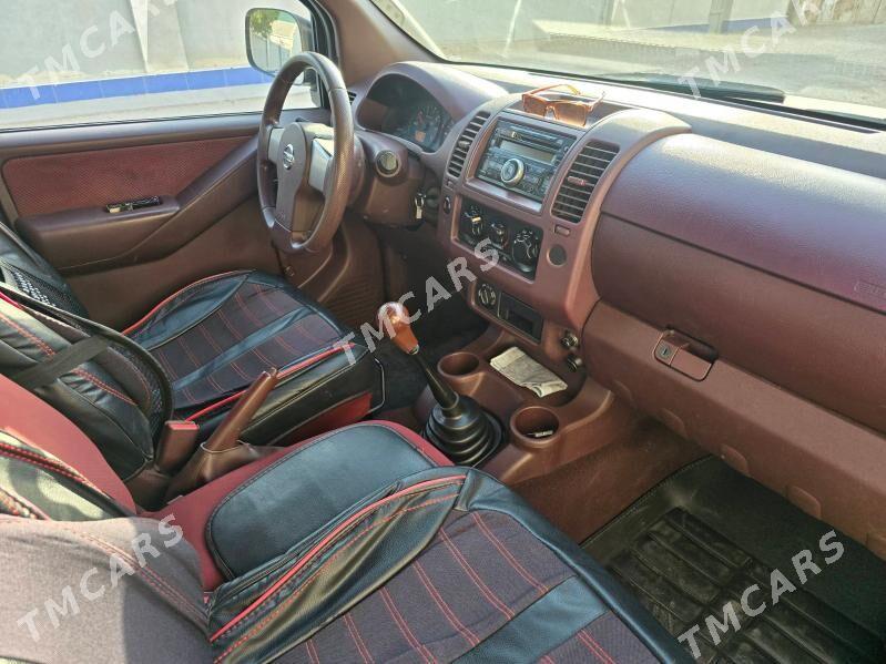 Nissan Navara 2015 - 170 000 TMT - Balkanabat - img 2
