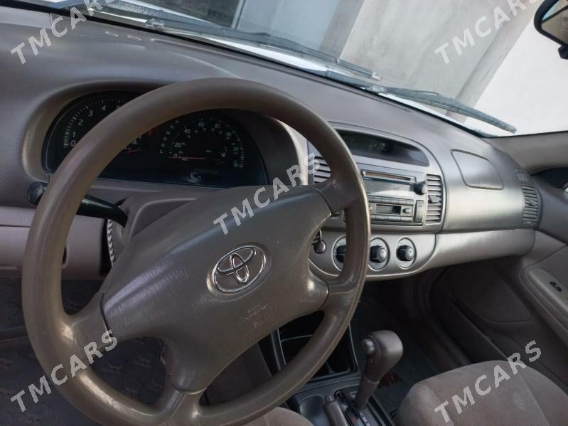 Toyota Camry 2004 - 160 000 TMT - Халач - img 4