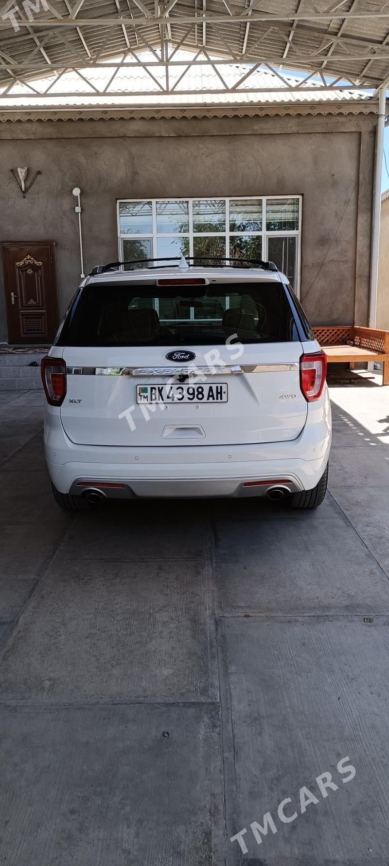 Ford Explorer 2017 - 285 000 TMT - Tejen - img 3