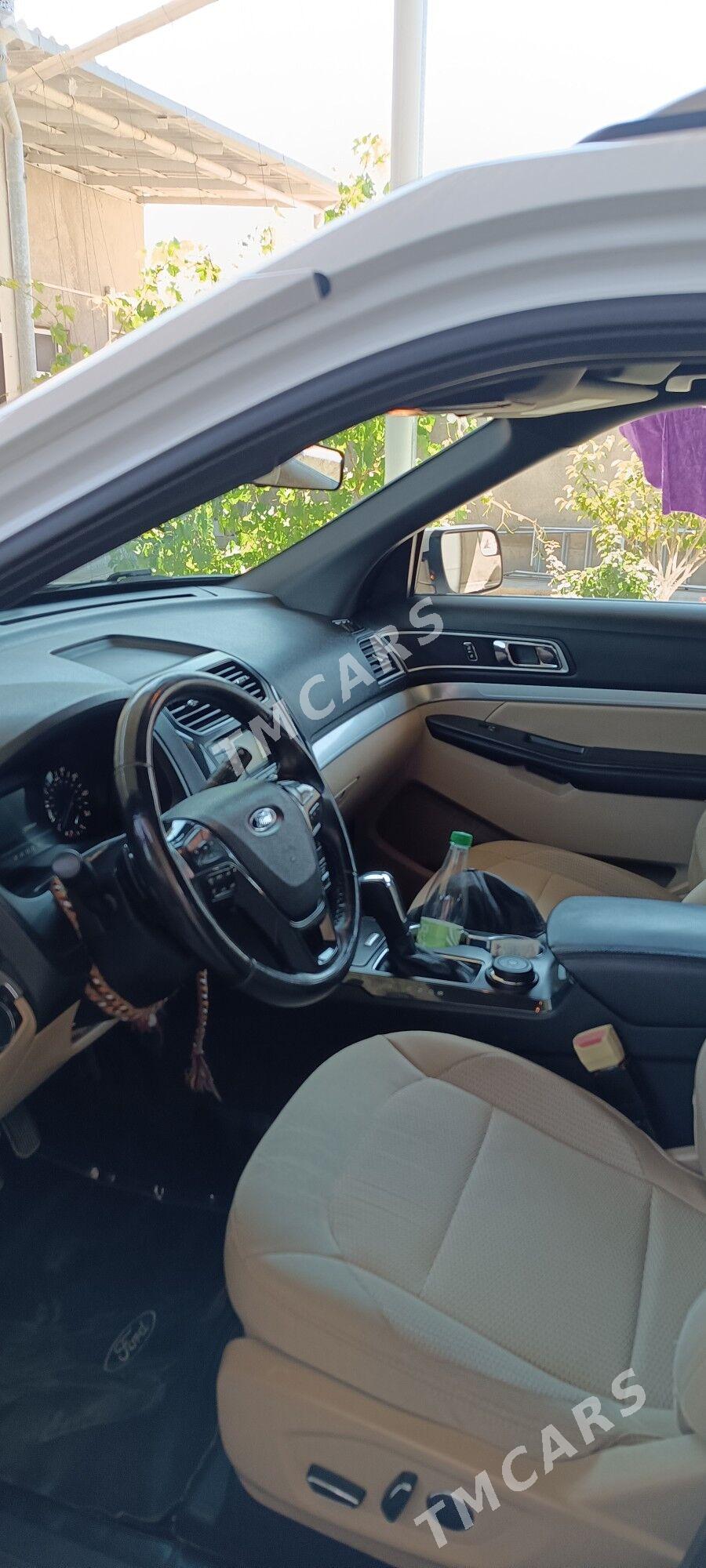 Ford Explorer 2017 - 285 000 TMT - Tejen - img 2