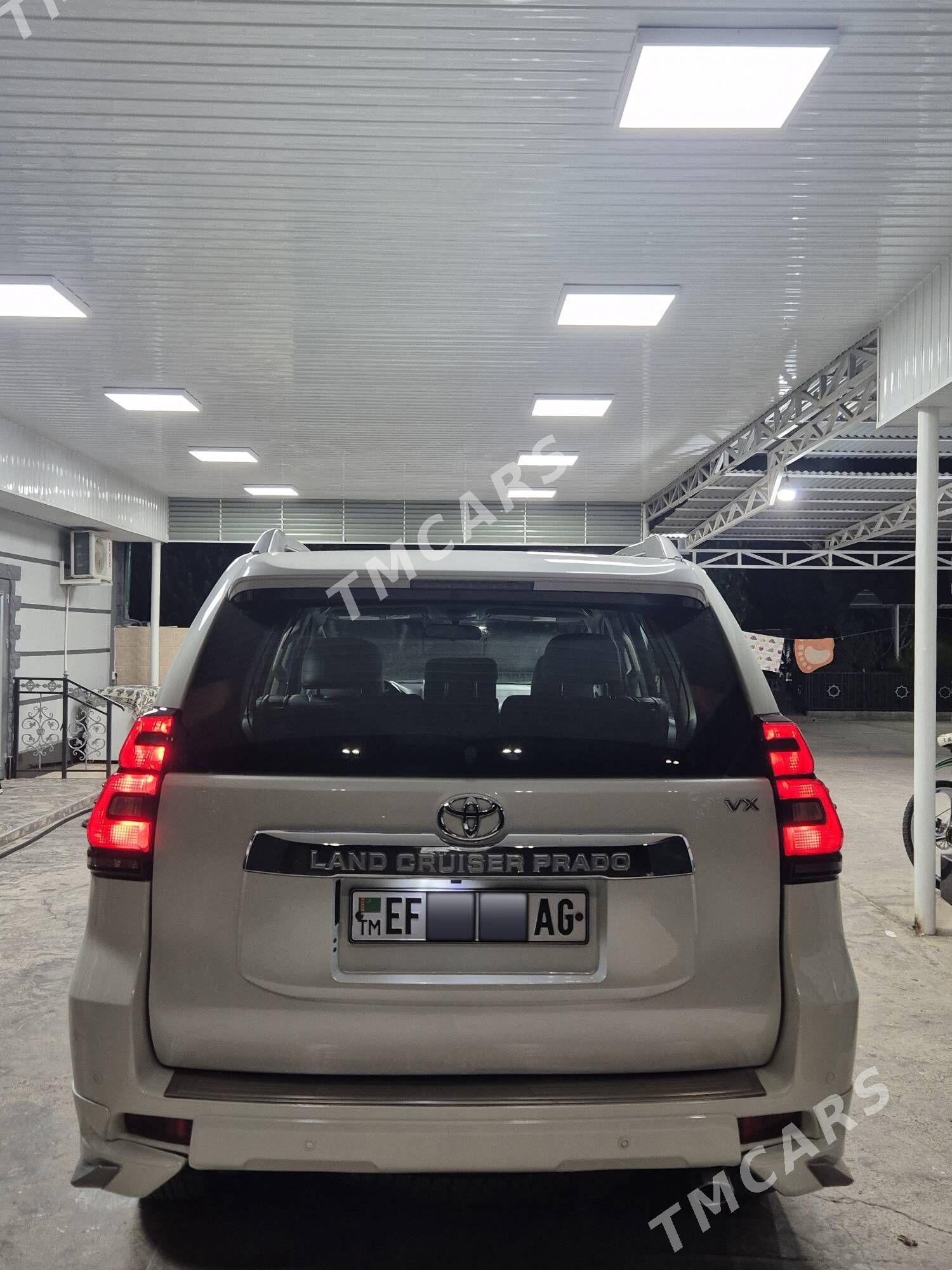 Toyota Land Cruiser Prado 2010 - 700 000 TMT - Aşgabat - img 5