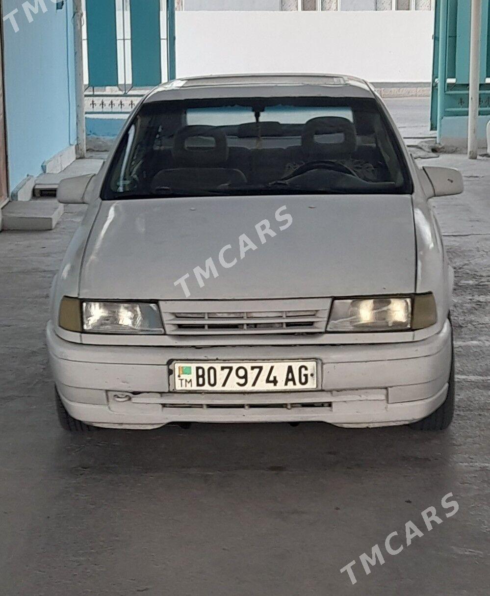 Opel Vectra 1991 - 26 000 TMT - Бузмеин - img 3