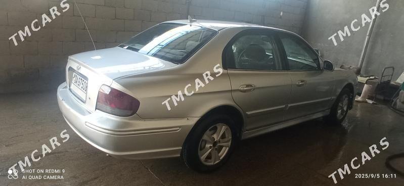 Hyundai Sonata 2002 - 40 000 TMT - Gyzylarbat - img 3