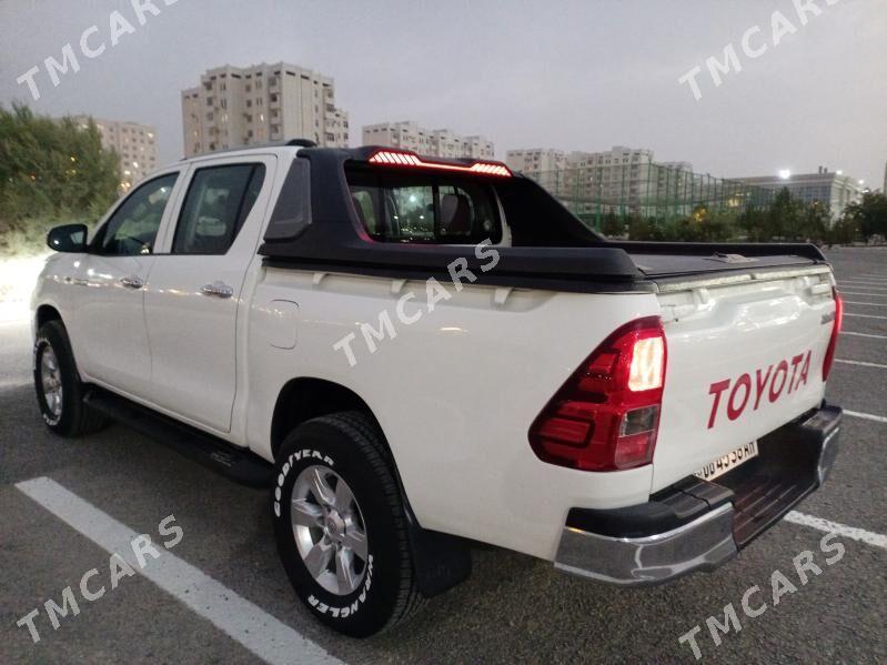 Toyota Hilux 2020 - 500 000 TMT - Ашхабад - img 2