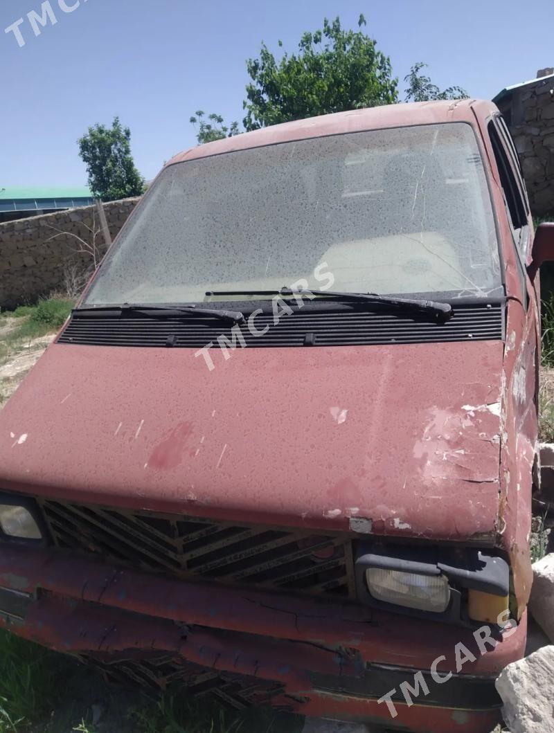 Ford Aerostar 1991 - 4 000 TMT - Magdanly - img 2