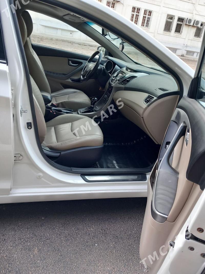 Hyundai Elantra 2014 - 175 000 TMT - Мир 4 - img 10