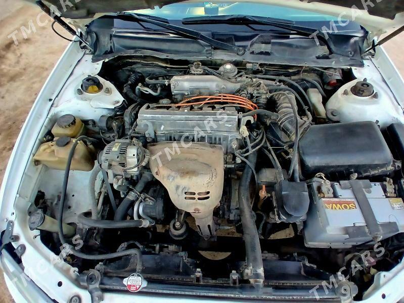 Toyota Camry 2000 - 130 000 TMT - Garabekewül - img 5
