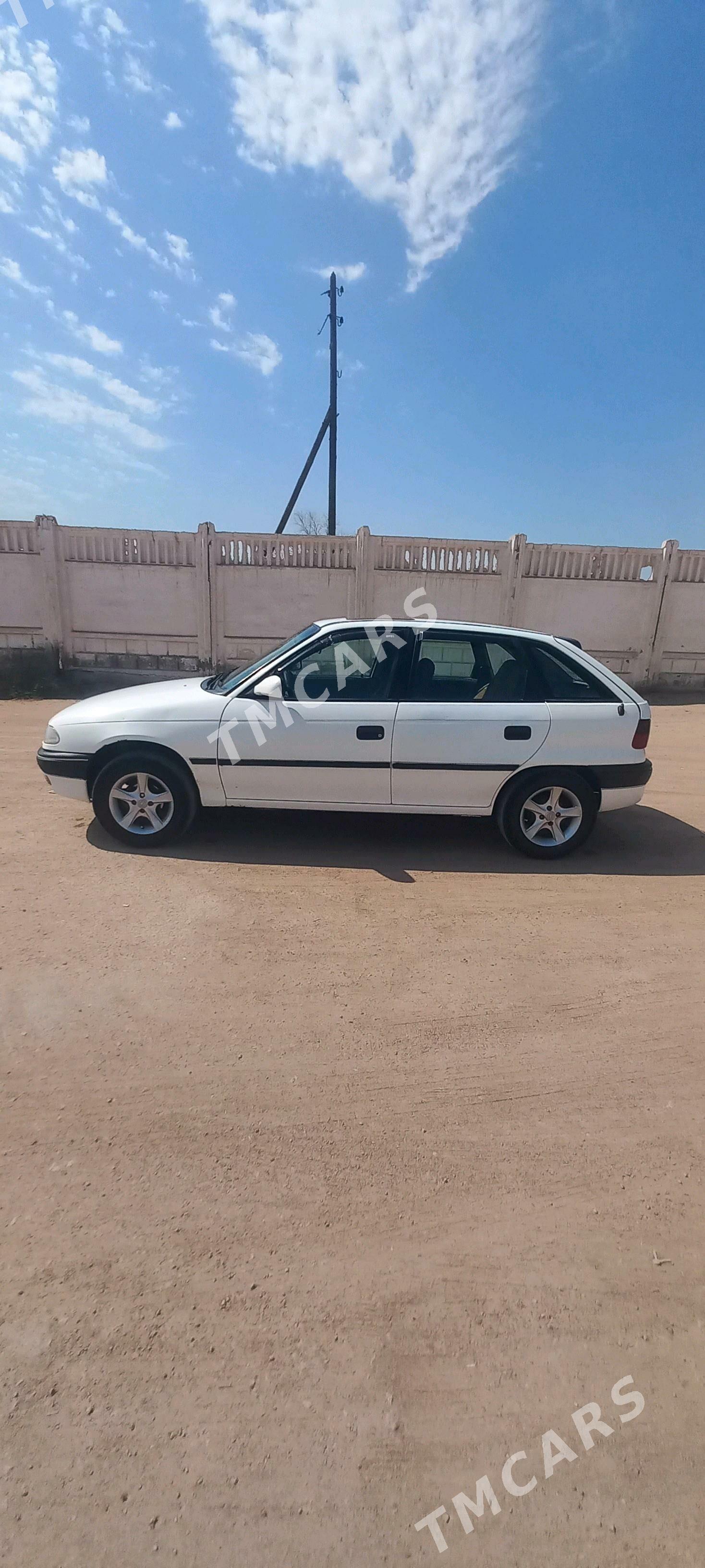 Opel Astra 1995 - 46 000 TMT - Губадаг - img 7