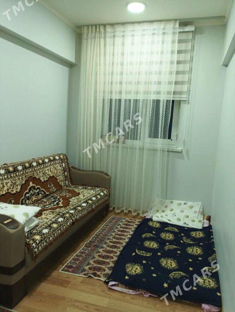 ПРОДАЁТСЯ КВАРТИРА - Туркменбаши - img 4