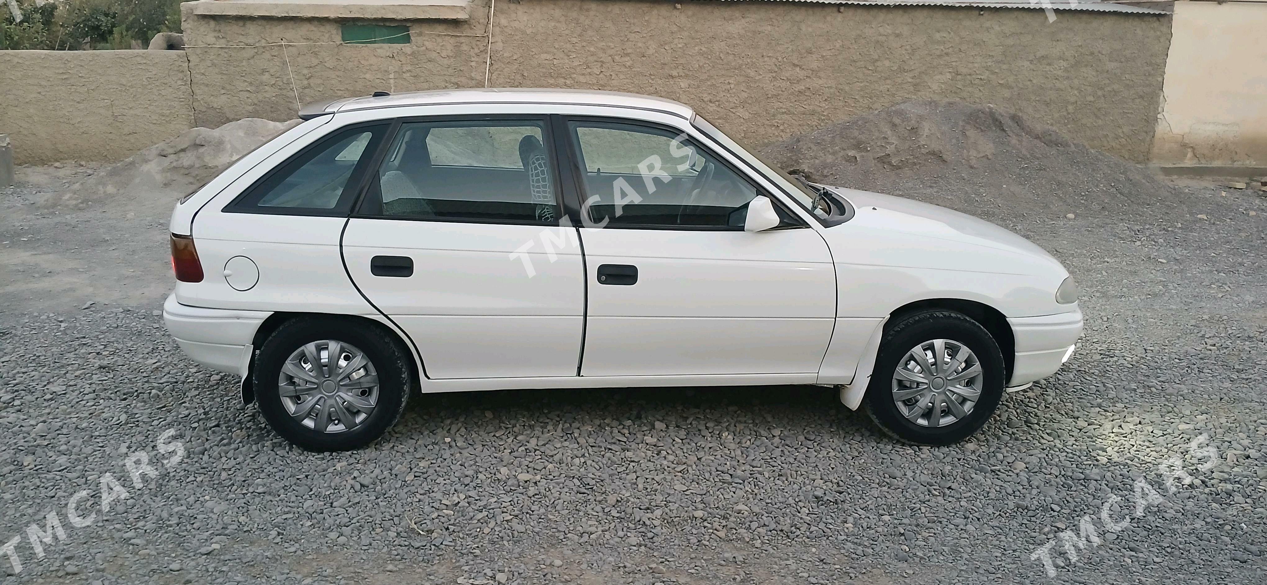 Opel Astra 1993 - 40 000 TMT - Kaka - img 5