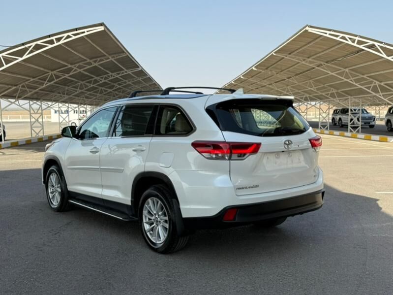 Toyota Highlander 2019 - 551 000 TMT - Aşgabat - img 5