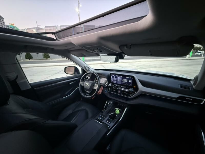 Toyota Highlander 2021 - 850 000 TMT - Ашхабад - img 3