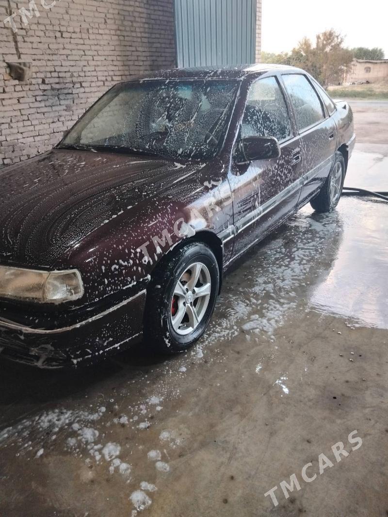 Opel Vectra 1993 - 47 000 TMT - Sakar - img 4