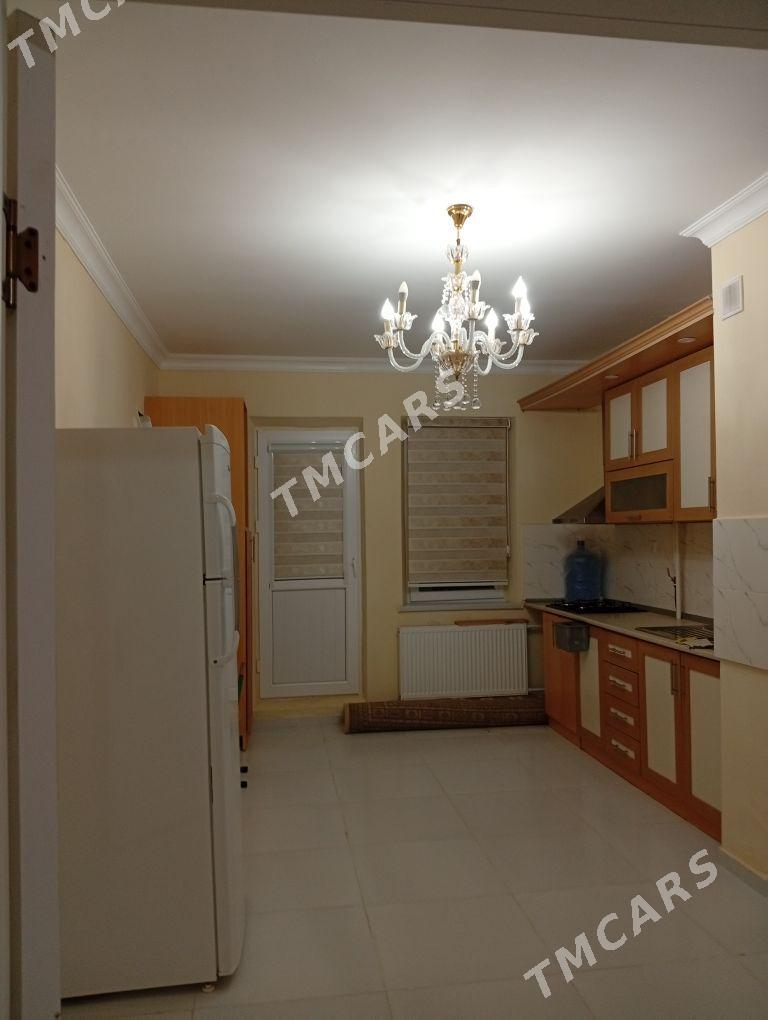 Arenda Buzmeyin jemagat - Бузмеин - img 2