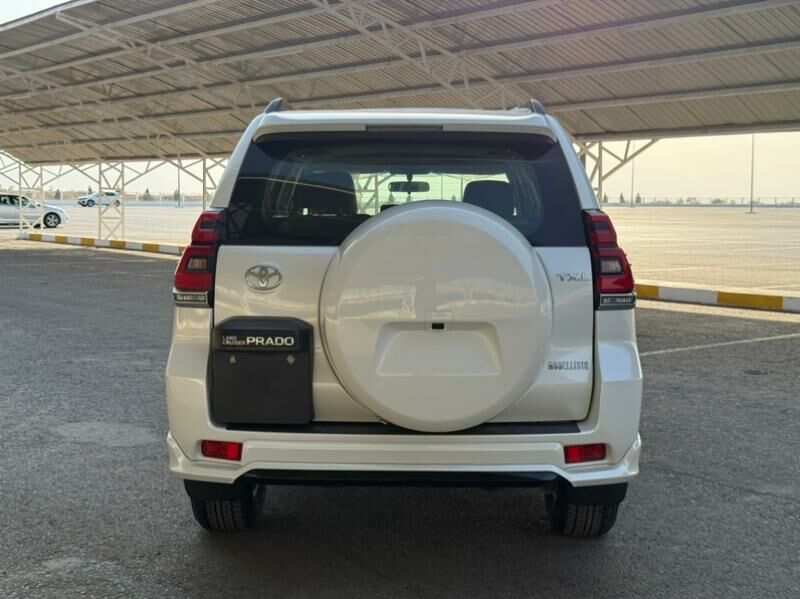 Toyota Land Cruiser Prado 2023 - 1 101 000 TMT - Aşgabat - img 4